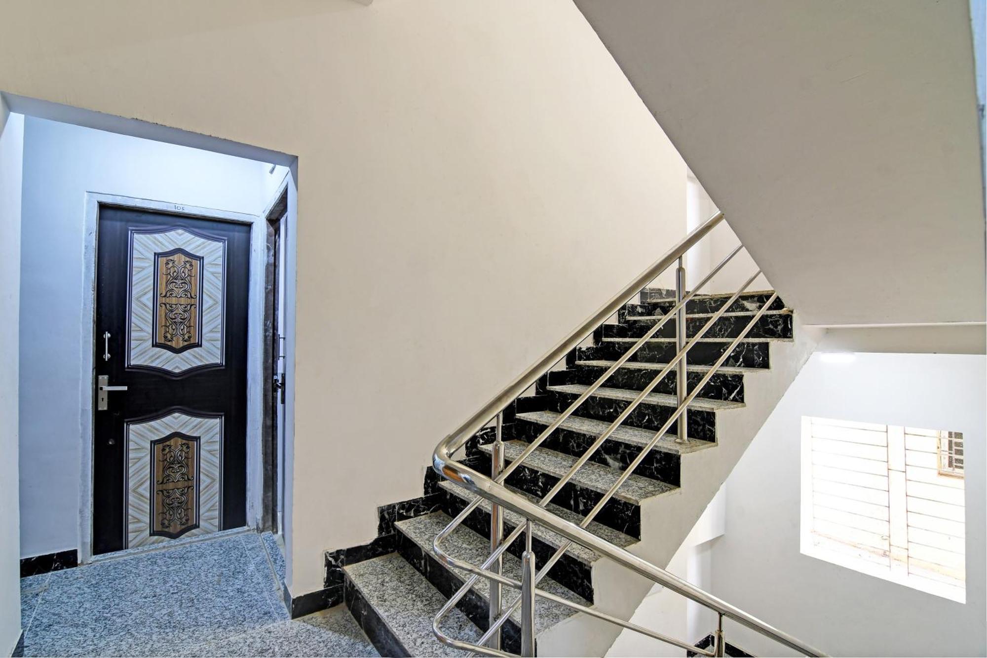 Hotel O Top 22 Calcutta Exterior foto